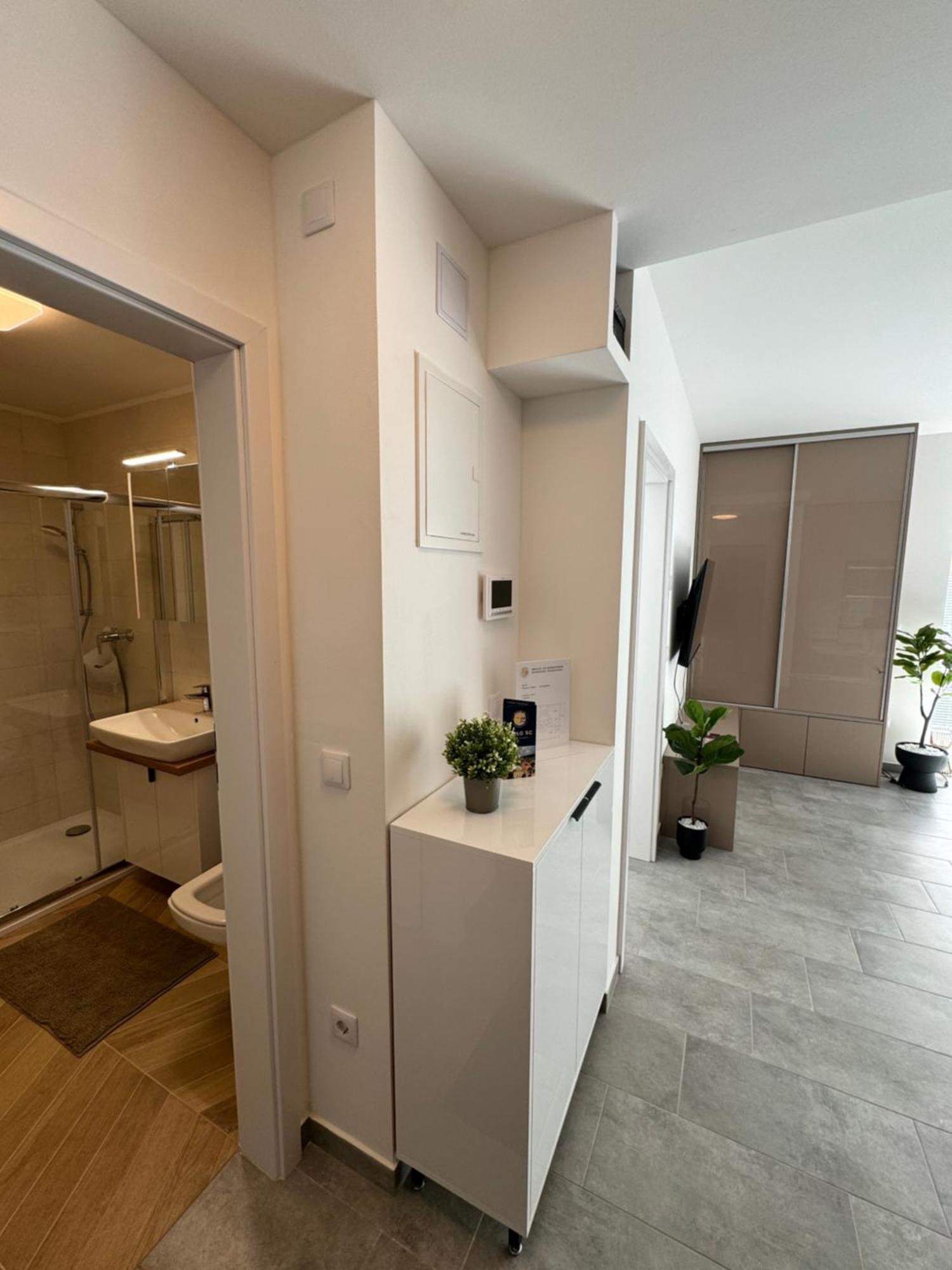 Hello 5C Apartman - Peçuy Dış mekan fotoğraf