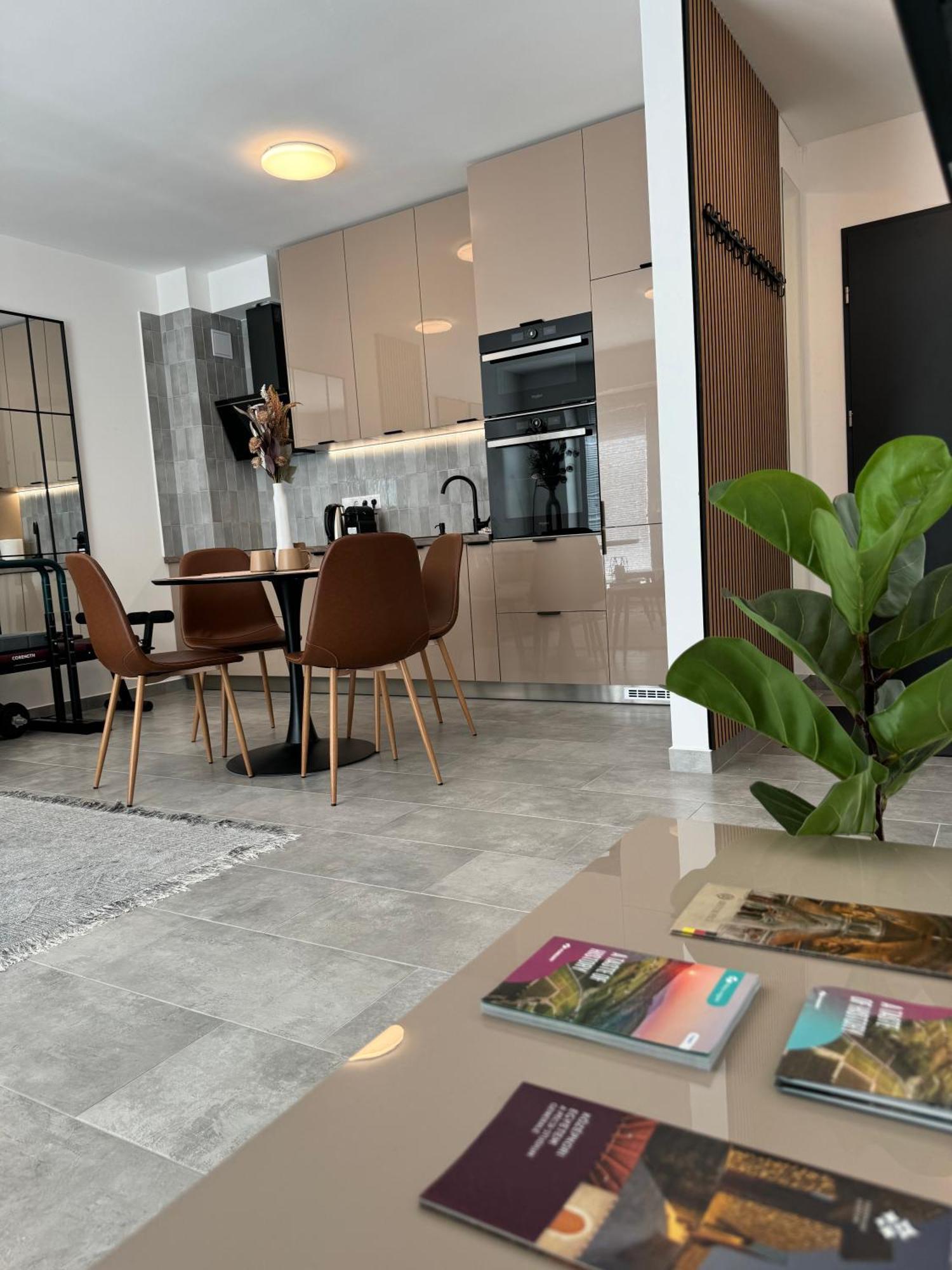Hello 5C Apartman - Peçuy Dış mekan fotoğraf
